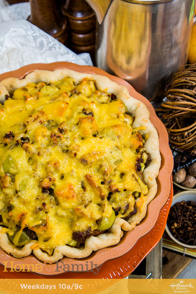 Amanda's Apple, Pear, & Sausage Breakfast Pie